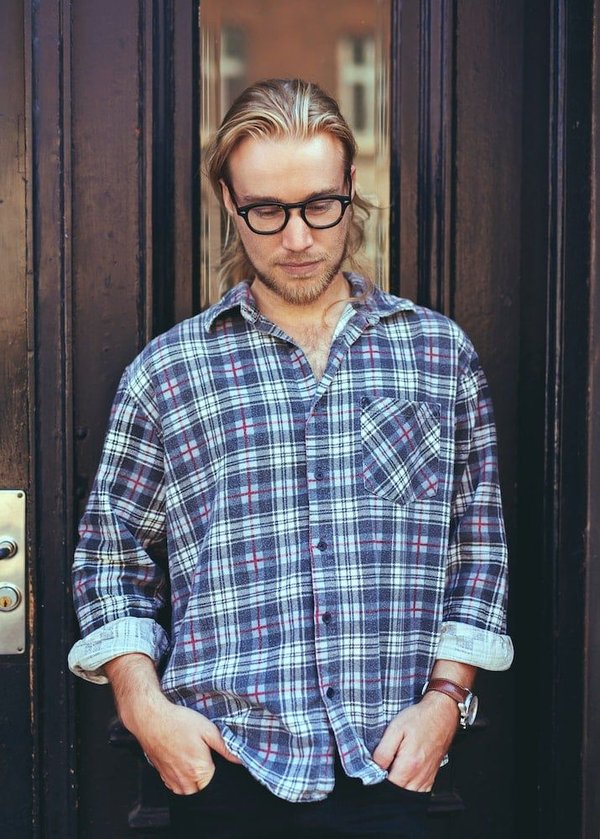 Quels sont les meilleurs soins naturels pour renforcer les ongles cassants ?