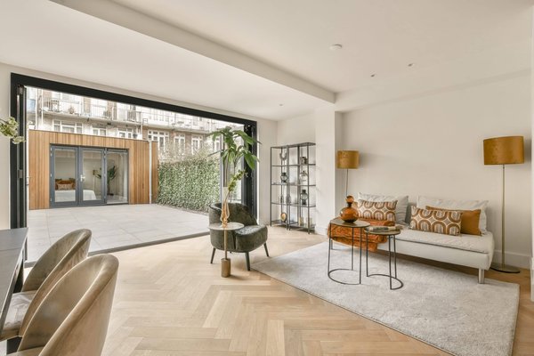 Quelles astuces pour créer un balcon jardin fleuri et apaisant en milieu urbain ?