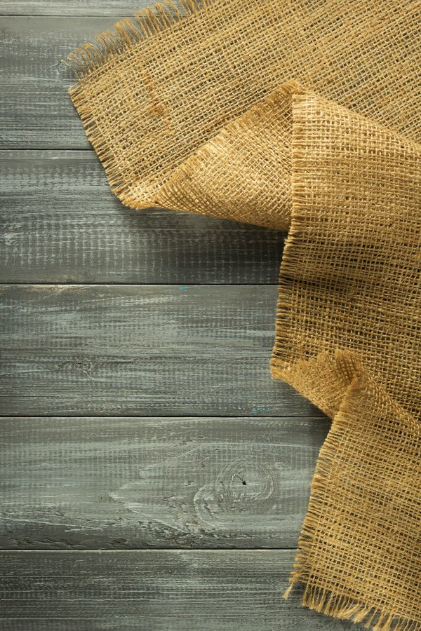 Réinventez votre déco : que faire avec de la toile de jute ?