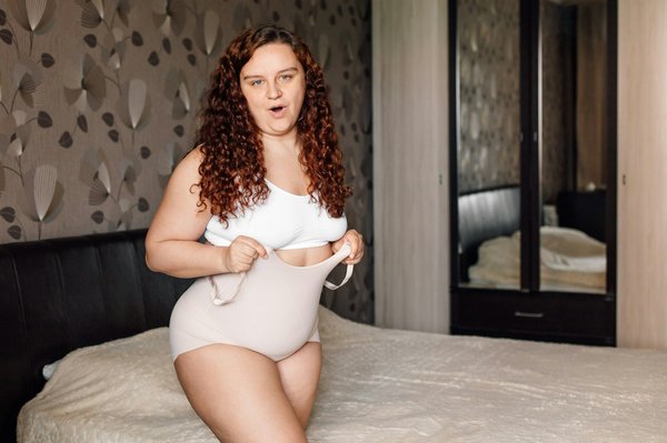 Affinez votre silhouette avec body gainant pour toutes les occasions